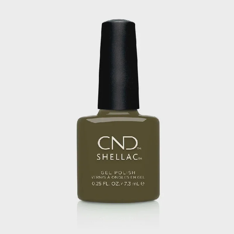 nail polish vibrant murmur-CND Shellac #159 Cap & Gown