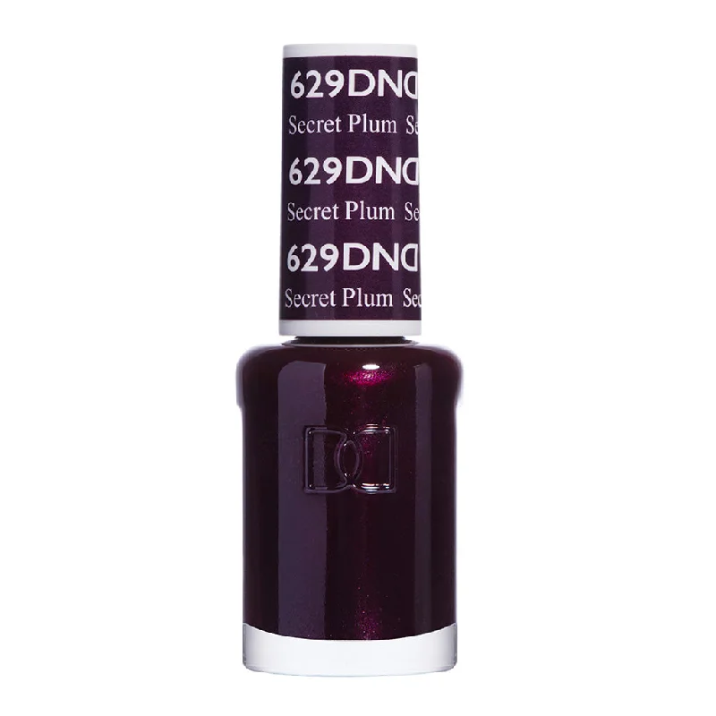 nail polish glowing vacuum-DND Nail Lacquer - 629 Secret Plum